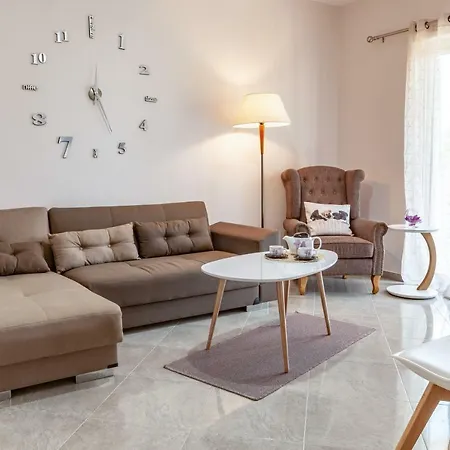 John Apartamento Drepano (Argolis)