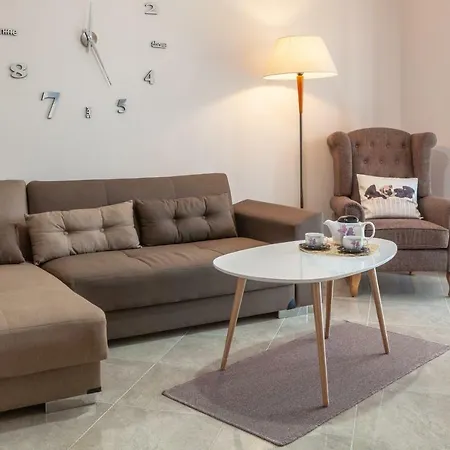 John Apartment Drepano (Argolis)