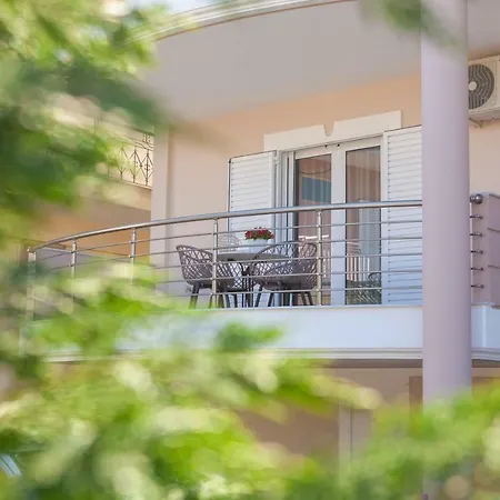 Διαμέρισμα John Δρέπανο